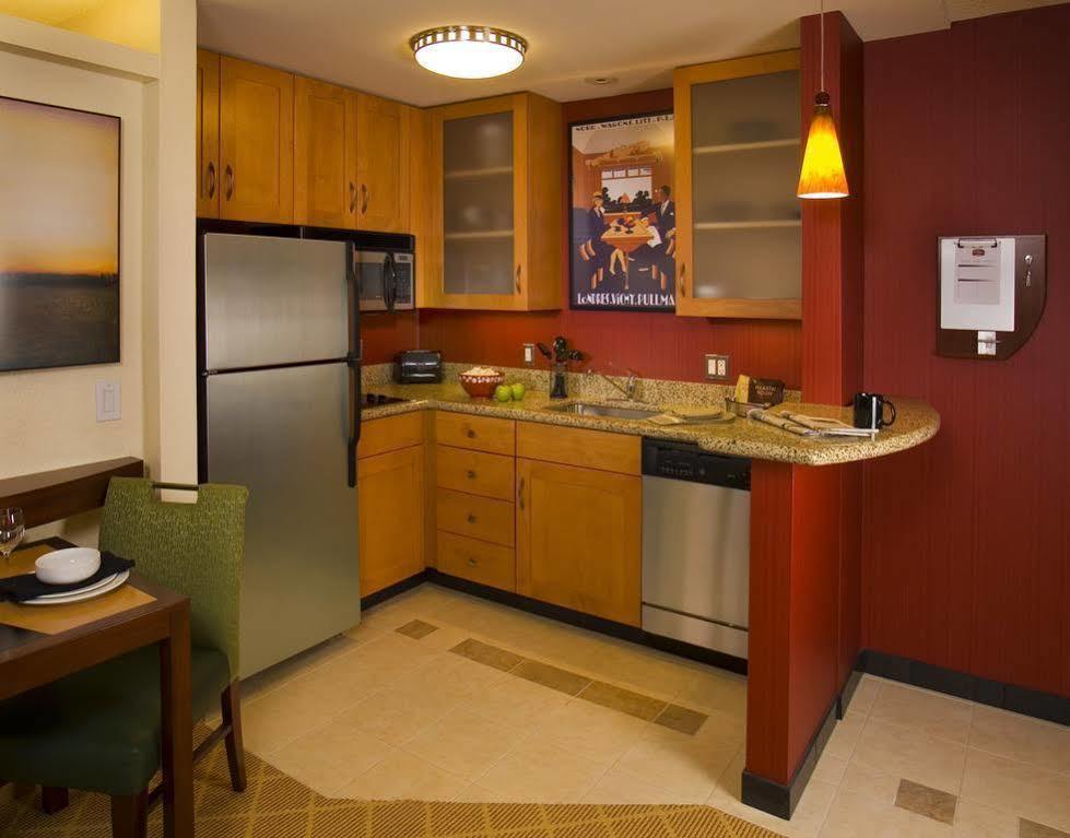 Residence Inn By Marriott Winston Salem University Area Exterior photo